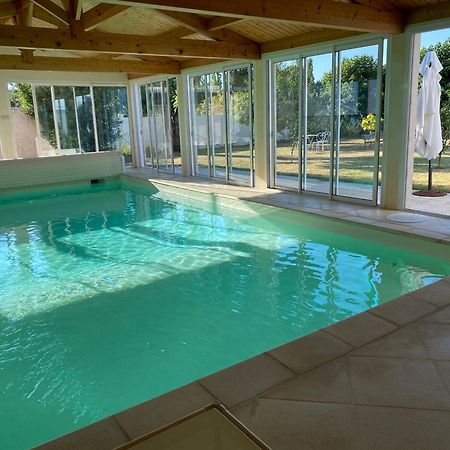 Bed and Breakfast Le Vieux Moulin Bouhet Экстерьер фото