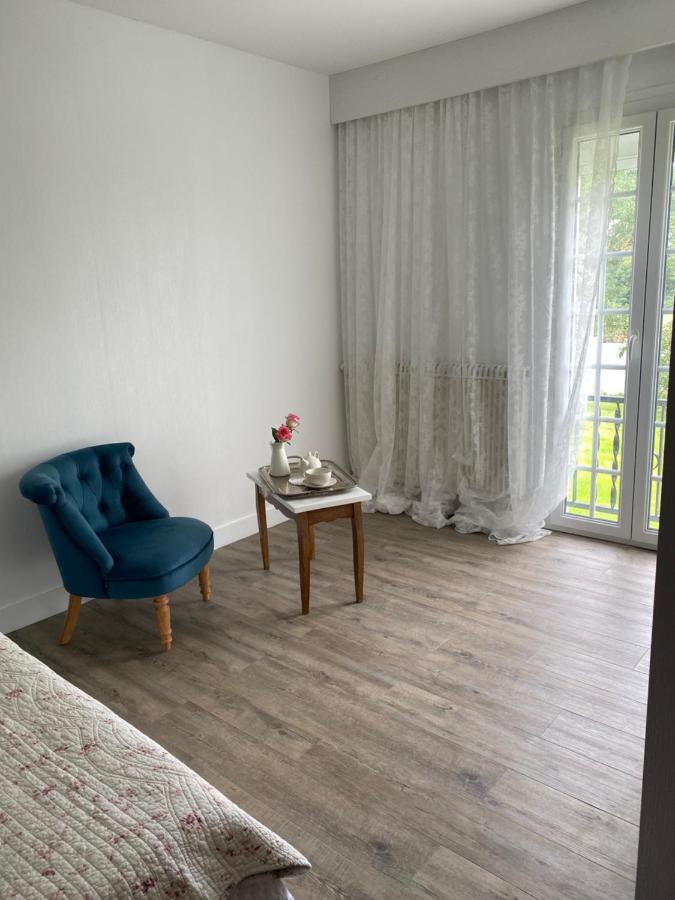 Bed and Breakfast Le Vieux Moulin Bouhet Экстерьер фото
