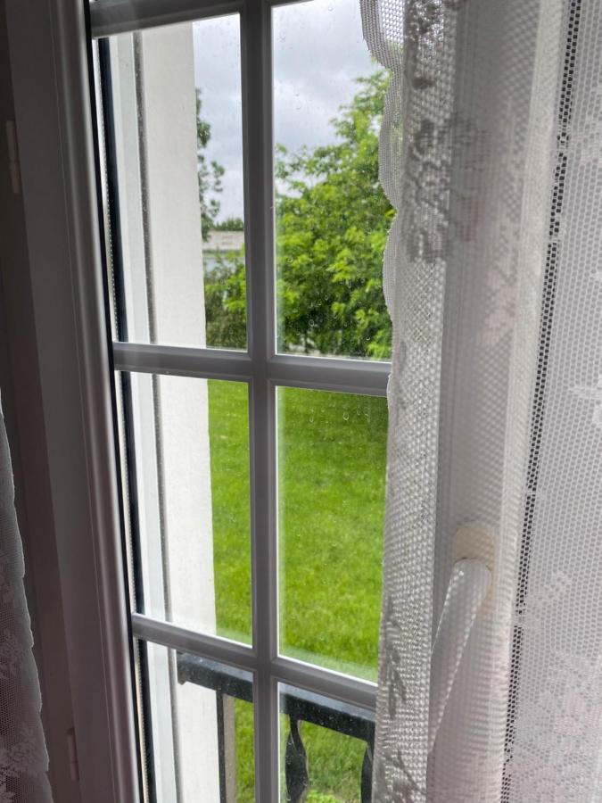 Bed and Breakfast Le Vieux Moulin Bouhet Экстерьер фото