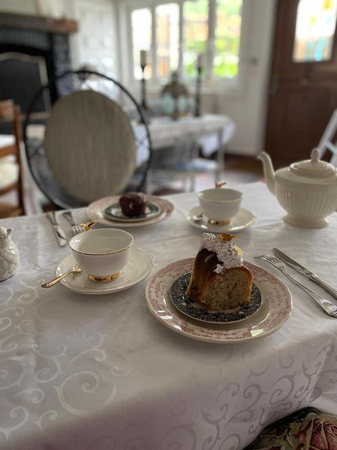Bed and Breakfast Le Vieux Moulin Bouhet Экстерьер фото